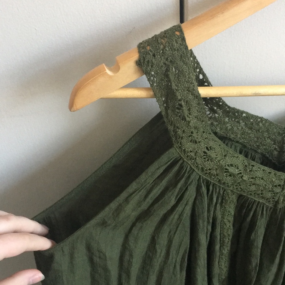 Green blouse - Picture 3 of 7